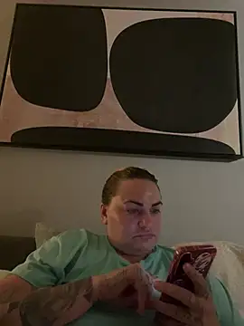 XXX chat uživo modela HeyBABYGIRL