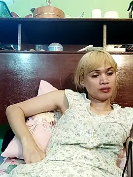 QueenSoreal লাইভ XXX চ্যাট