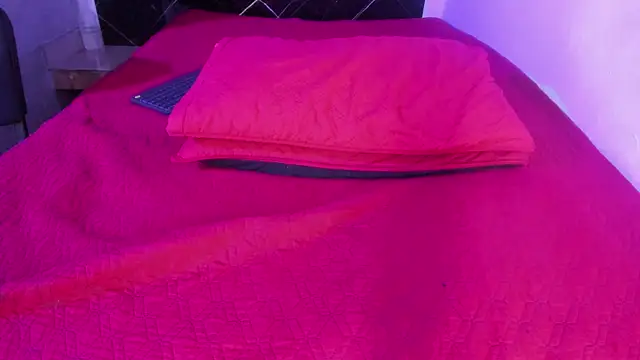 XXX chat uživo modela Adrian_Wolf