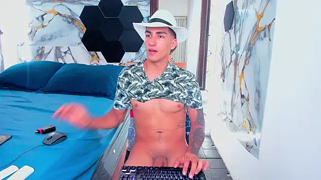 Онлайн чат XXX Goldendesirexx