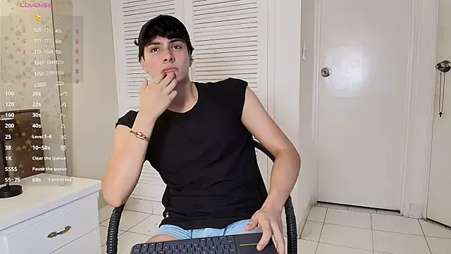 Esteban_Fire – Live XXX-chat