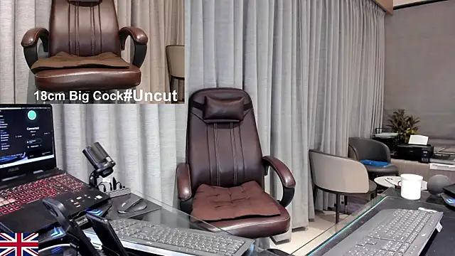 OnlineBossUK: απευθείας συνομιλία ΧΧΧ