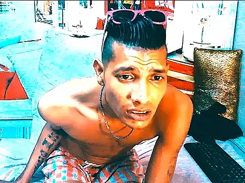 IndianSavageMale – Live XXX-chat