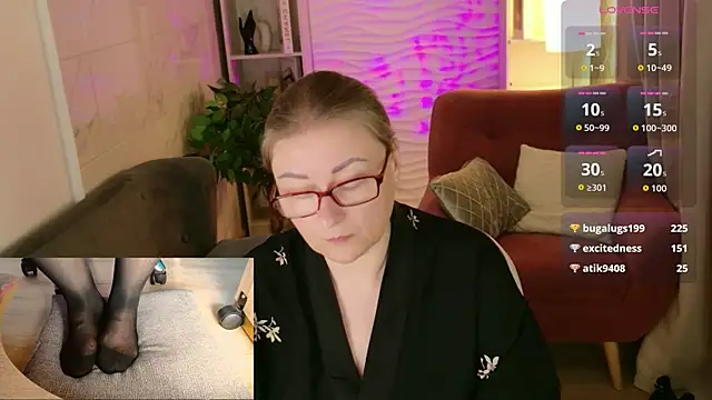 Alexandra_Kind 现场XXX聊天