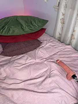 Онлайн чат XXX Mizztikaa