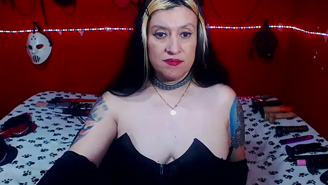 MATURE_Randy's Live XXX Chat