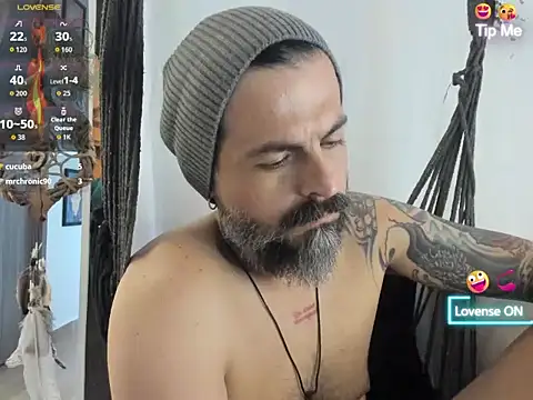 Chat +18 de Miguel_angeel_ ao vivo