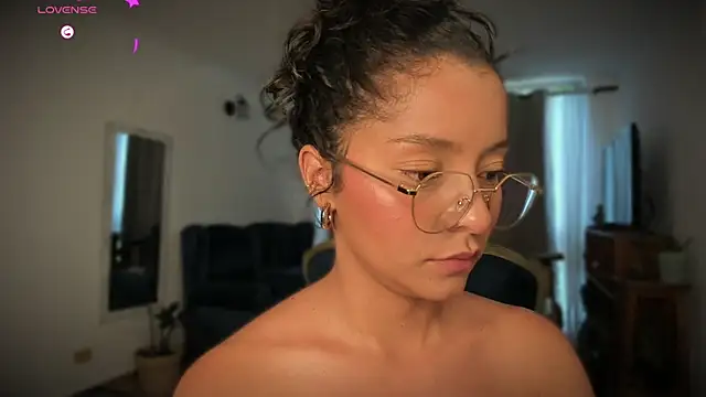 Chat +18 de Norma-Jeaane ao vivo