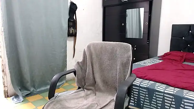 suckmydickbitch97 Adlı Modelin Canlı XXX Sohbeti