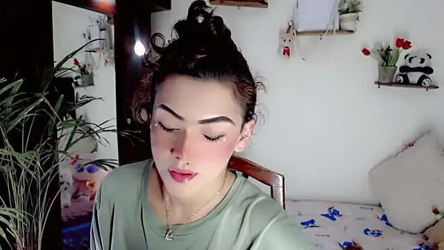 NathalialLooesn Live XXX chat