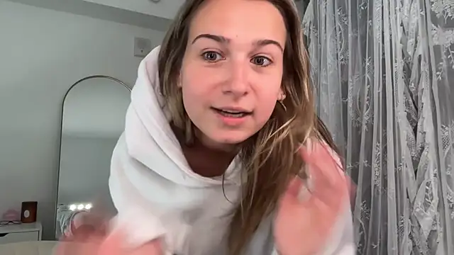 Elenahere4u Live XXX-Chat