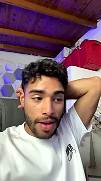 Chatroom XXX en direct de AlejandroGreco