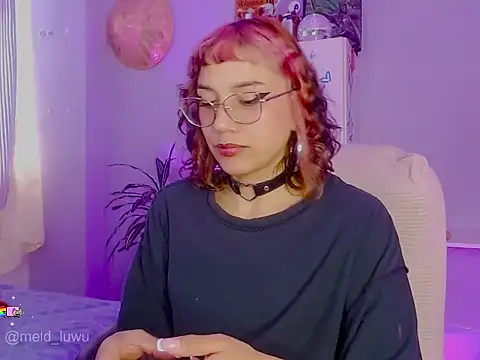 melissahowl Adlı Modelin Canlı XXX Sohbeti