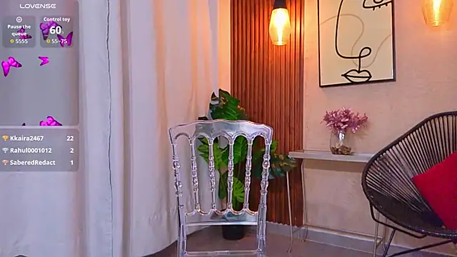 Chat +18 de Lia_Mar_ ao vivo