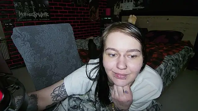 MessalinaOfficial Live XXX-Chat