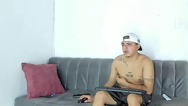 percy_scorpion Live XXX-chat