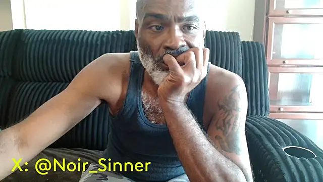 Chat XXX en directo de sinnernoir