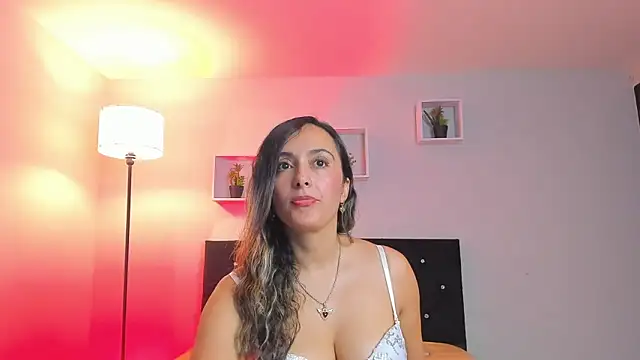 Victoria_Rose_ Adlı Modelin Canlı XXX Sohbeti