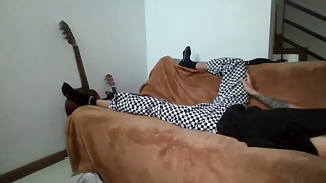 Alejandro92_cali 现场XXX聊天