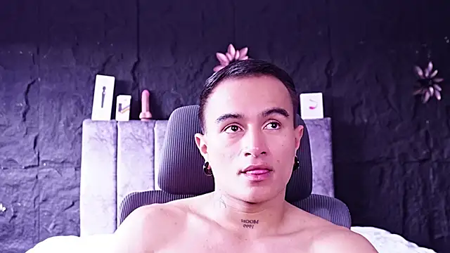 Chat XXX ao vivo de LiamDeep