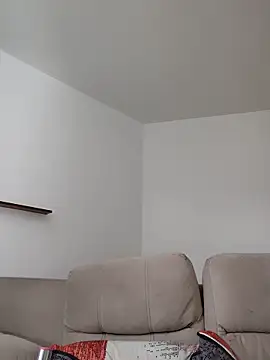 Dani_javi Chat XXX in diretta