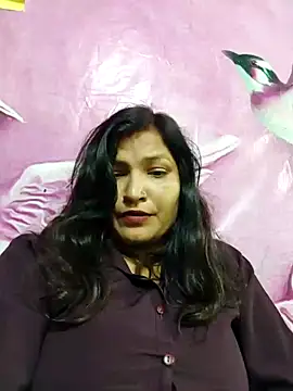 Priyaa_1433's Live XXX Chat