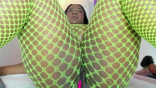 Skarleth69's Live XXX Chat