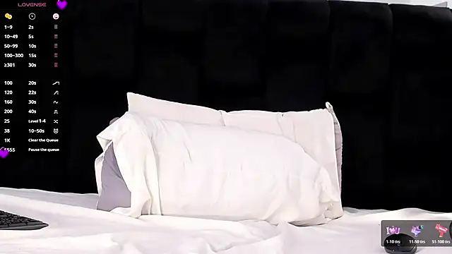 light_eyes_'s Live XXX Chat