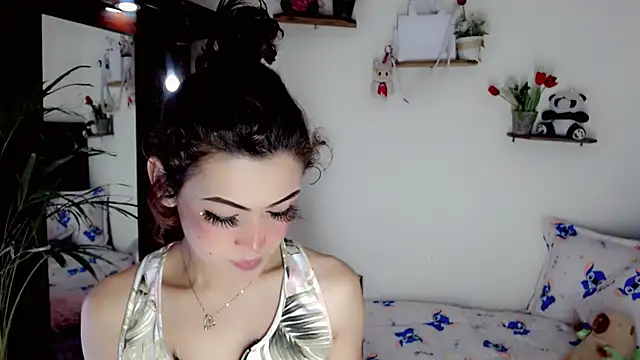 NathalialLooes' Live XXX Chat