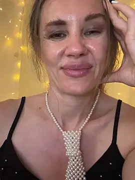 LucieMack Live XXX-chat