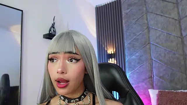 _ViolletteNoir_'s Live XXX Chat