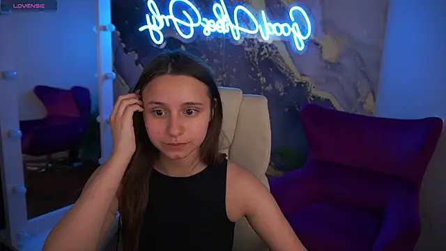 TinyNatalie 라이브 XXX 채팅