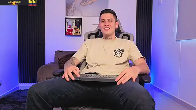 Yeiko_Romero_'s Live XXX Chat