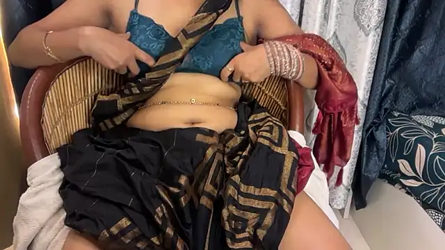 hot_spicey's Live XXX Chat