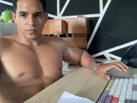 ChrisMattX's Live XXX Chat