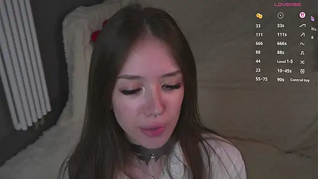 Chat XXX ao vivo de tinyanie