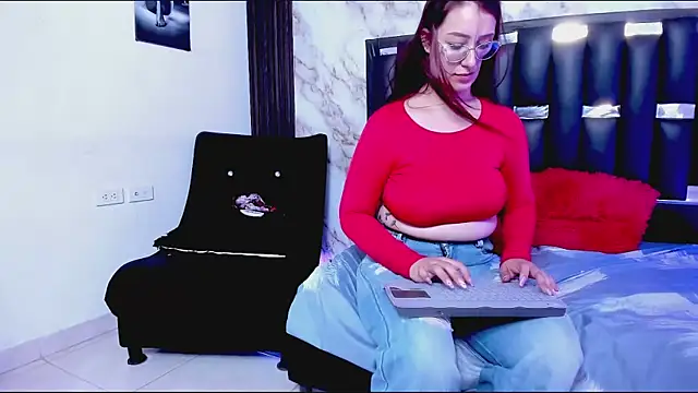 Онлайн чат XXX SofiaGonzales_