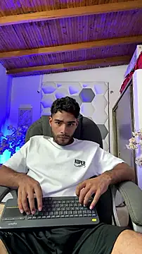 Chatroom XXX en direct de AlejandroGreco