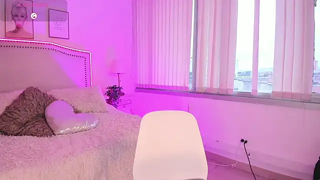 Онлайн чат XXX Bella_ev
