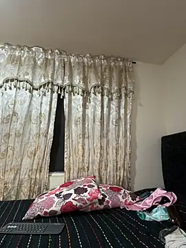 Živý XXX chat Tayler_Kim