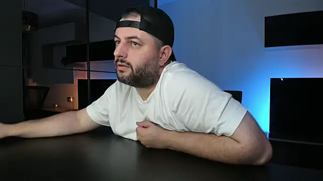 DravenPeak live XXX chat
