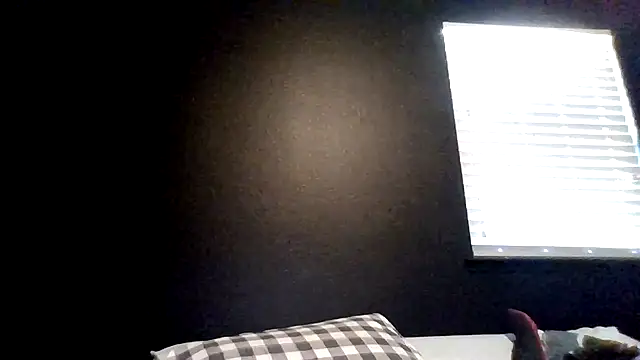 Chat XXX en directo de Mikecloudyhawk