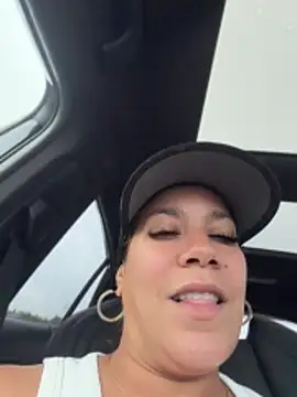 Chatroom XXX en direct de Bigbuttbrooklynn