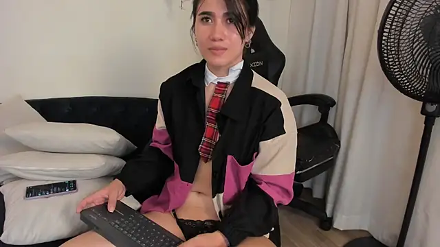 XXX chat uživo modela Melissa_Hill25