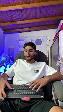 AlejandroGreco – Naživo XXX chat