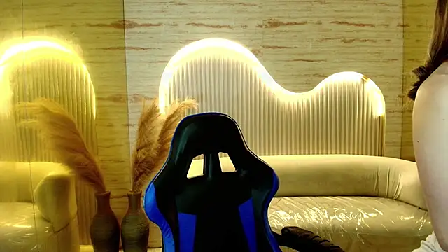 צ'אט XXX בשידור חי של katalina_r_