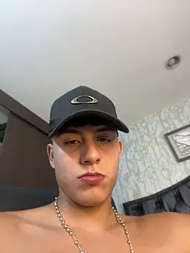 Lander_Cruz Adlı Modelin Canlı XXX Sohbeti