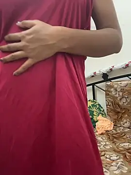 sexy-riyaa43 Adlı Modelin Canlı XXX Sohbeti