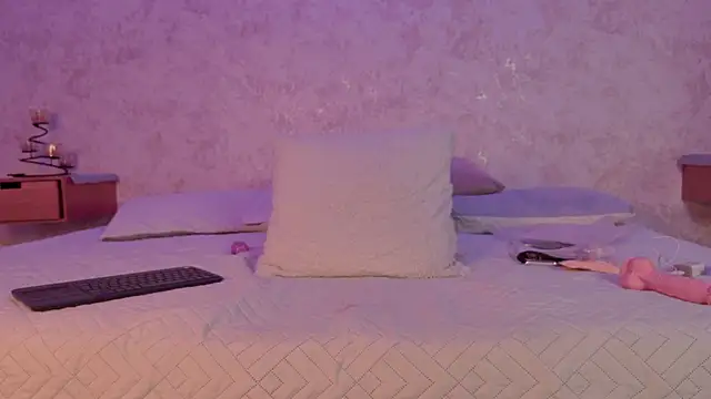 צ'אט XXX בשידור חי של Mia_hill1