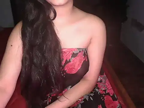 urvashi_rai 现场XXX聊天